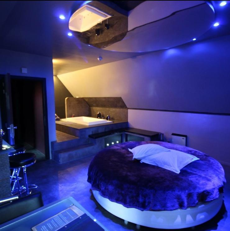 Bubble Lounge Hotel Hooglede Kültér fotó